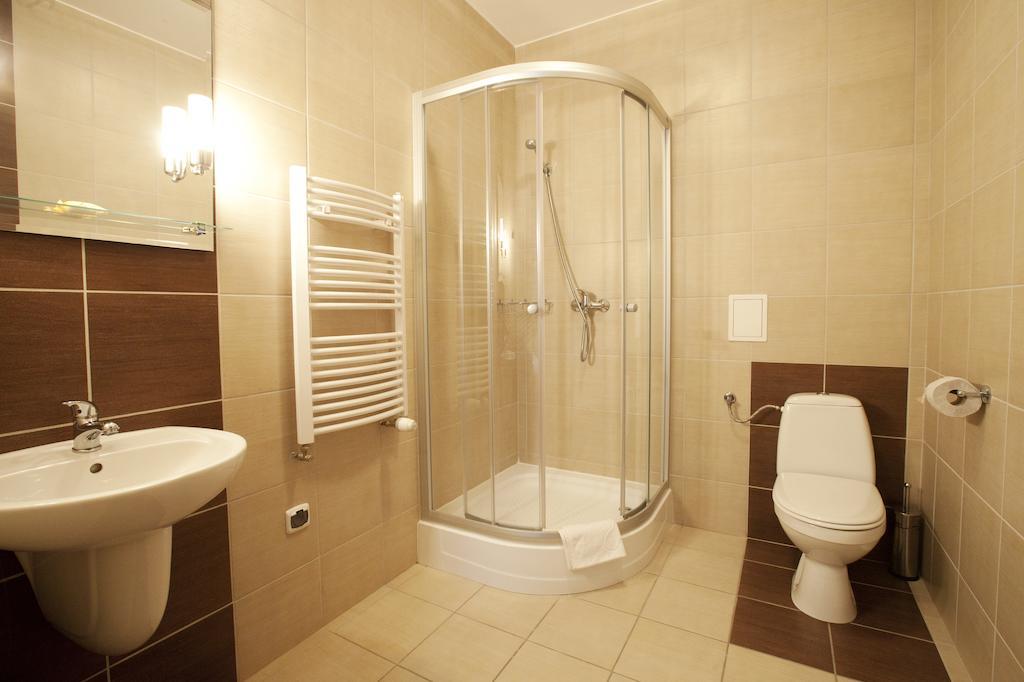 Osrodek Wypoczynkowy Amadeusz Hotel Krynica Zdroj Phòng bức ảnh