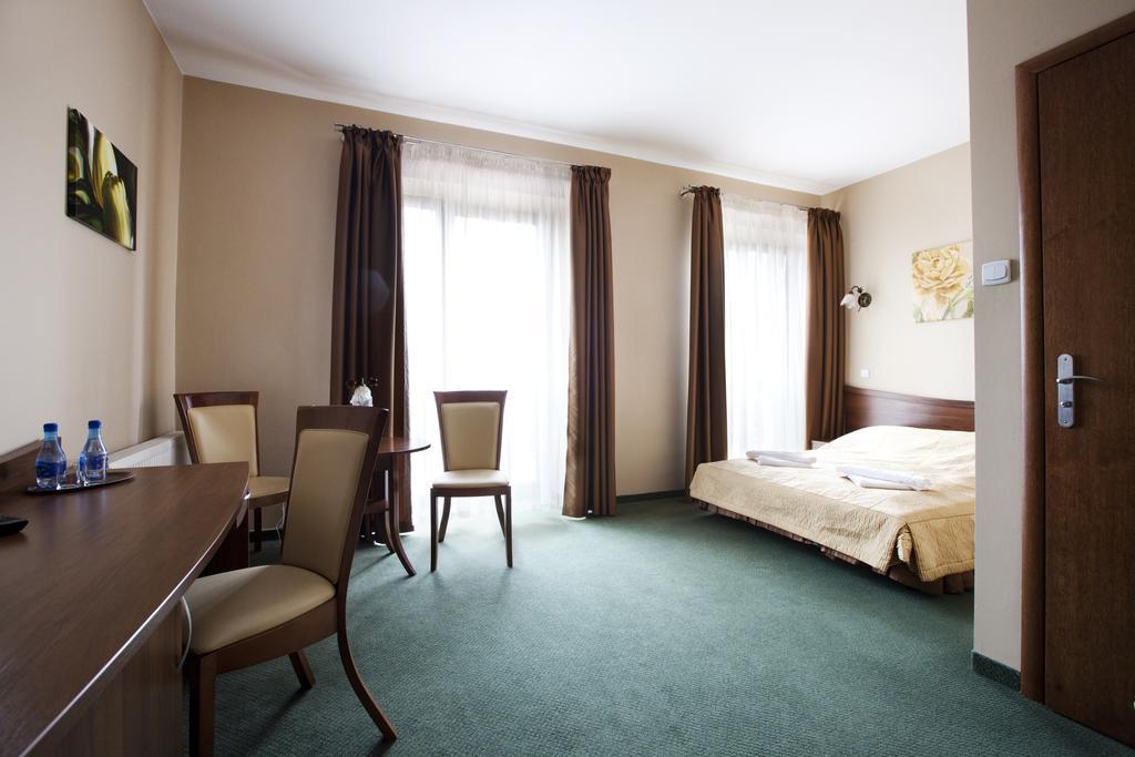 Osrodek Wypoczynkowy Amadeusz Hotel Krynica Zdroj Ngoại thất bức ảnh