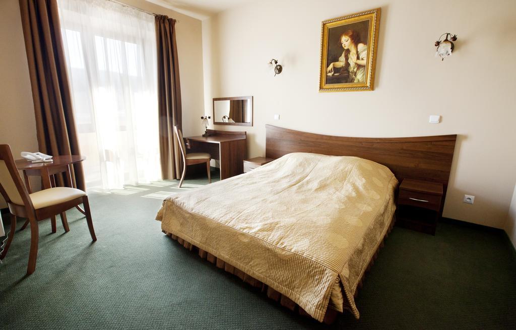 Osrodek Wypoczynkowy Amadeusz Hotel Krynica Zdroj Ngoại thất bức ảnh