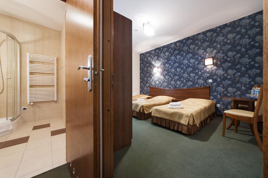 Osrodek Wypoczynkowy Amadeusz Hotel Krynica Zdroj Ngoại thất bức ảnh