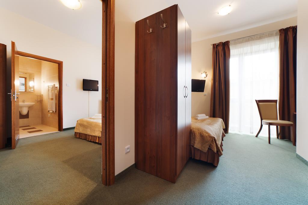 Osrodek Wypoczynkowy Amadeusz Hotel Krynica Zdroj Ngoại thất bức ảnh